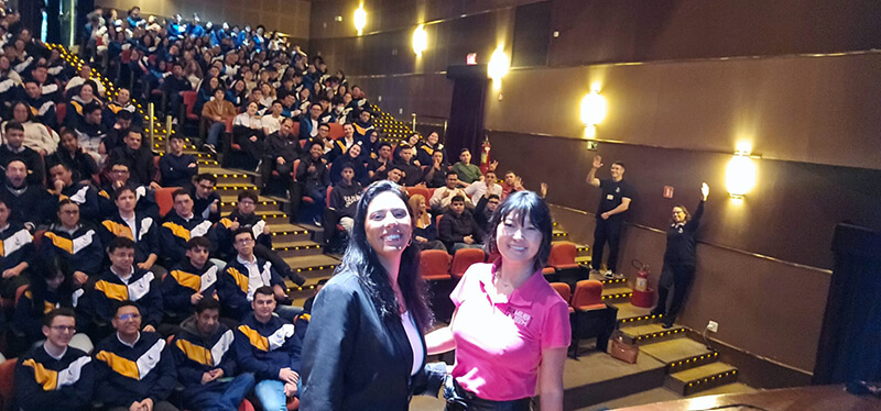 Palestra sobre o uso estratégico do LinkedIn